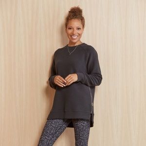NWOT Varley Manning sweatshirt